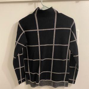 Max Studio women’s patterned sweater
